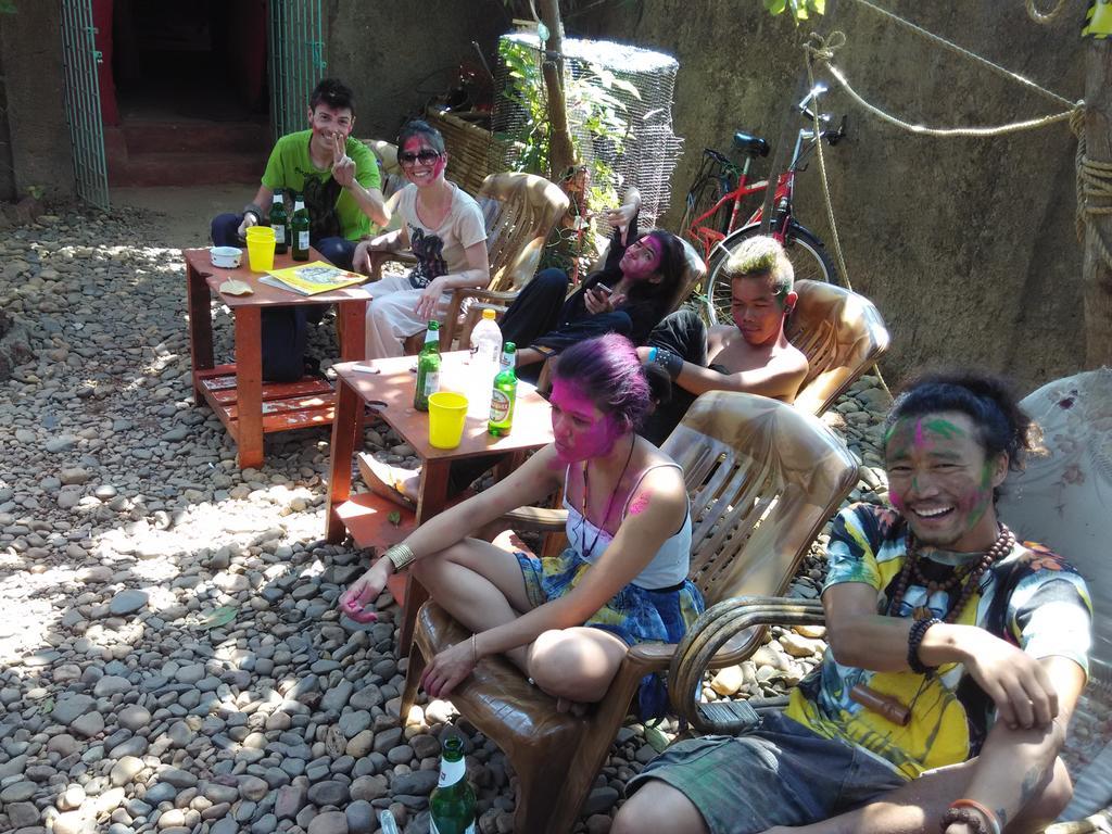 Bricks And Bamboo Hostel Anjuna Luaran gambar