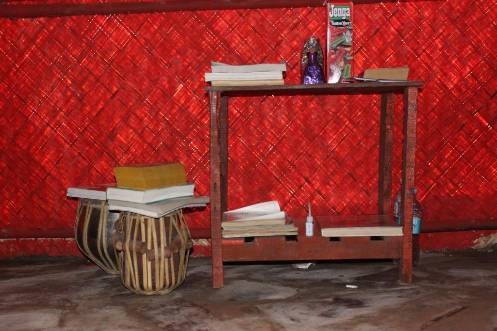 Bricks And Bamboo Hostel Anjuna Bilik gambar